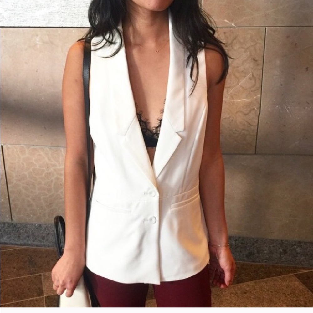 Club Monaco white vest